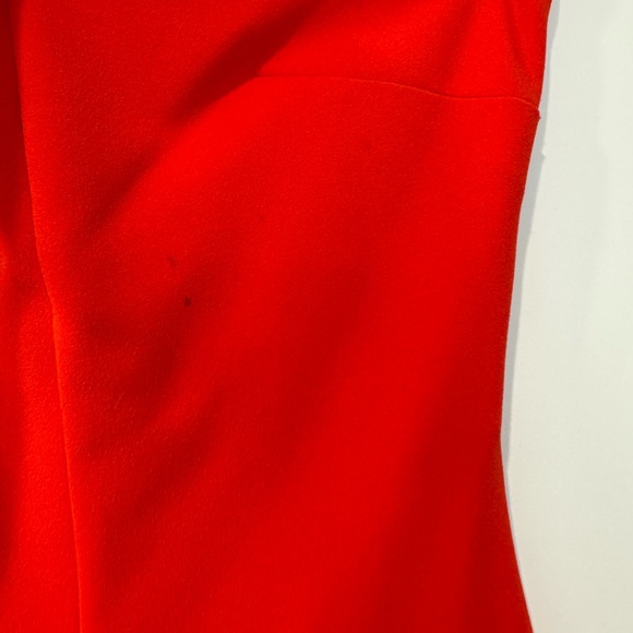 Solace London gown slit down middle in red size 2 - Picture 6 of 7